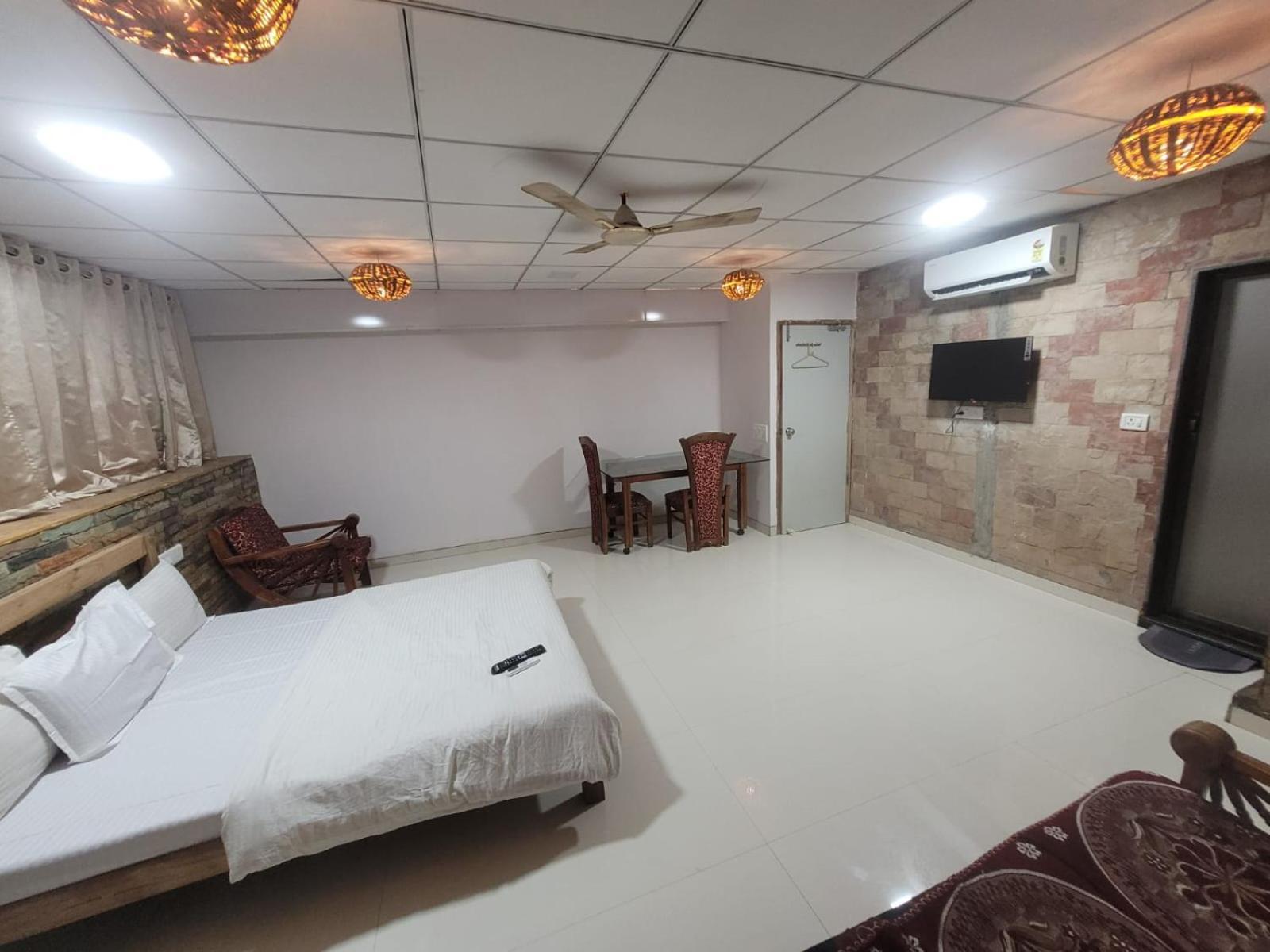Agrawal Bhavan Budget Stay Only For Indians Bombaim Exterior foto